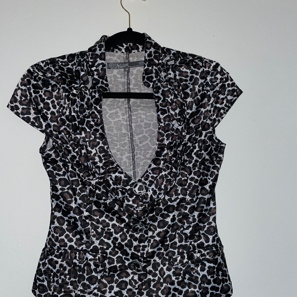 Black,White,Brown Top